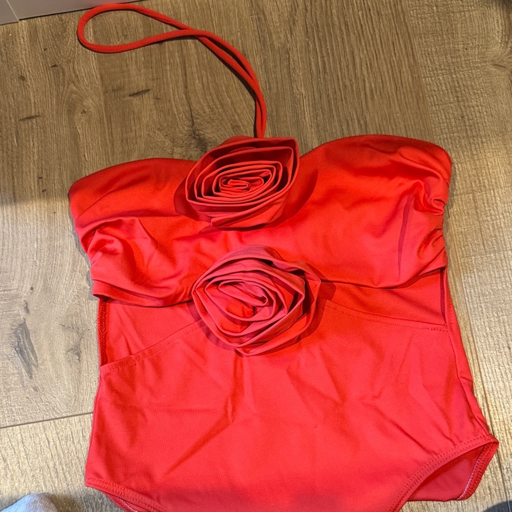 Zara Bold Red bodysuit with flower Accents size small